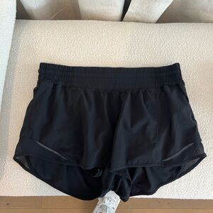 GREAT CONDITION! Black high rise hotty hots- 2.5 inch- size 10